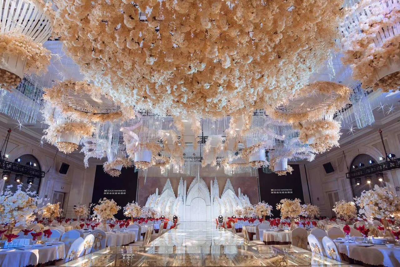 Lujiang Haomei Hotel Gold floral banquet hall